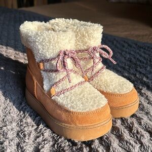 Toddler boots